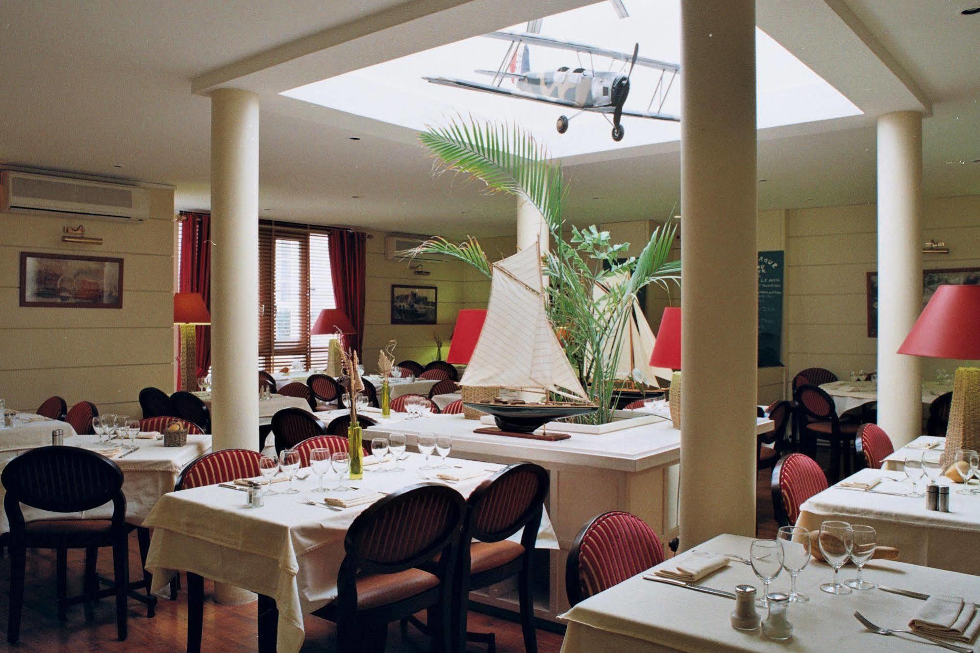 Logis Hotel Restaurant Le Monarque Blois Kültér fotó